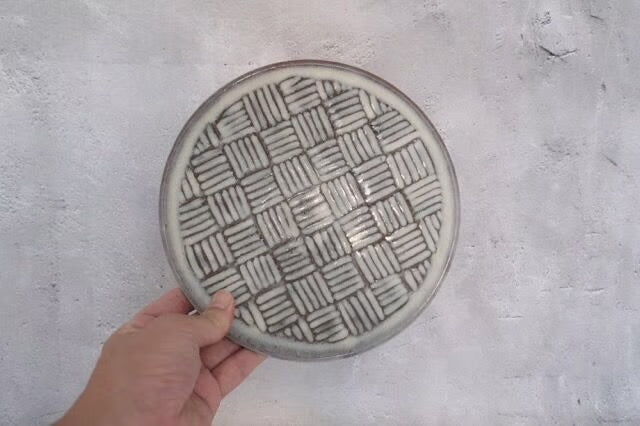 〈やすとし窯〉7寸皿