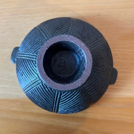 〈羅以音窯〉掛分け彫紋高台鉢 A