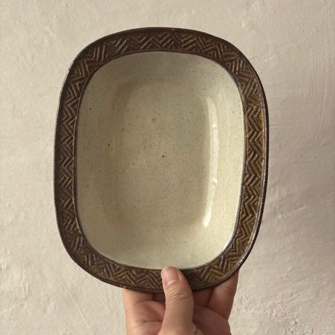 〈羅以音窯〉アフリカ彫刻・長方形鉢