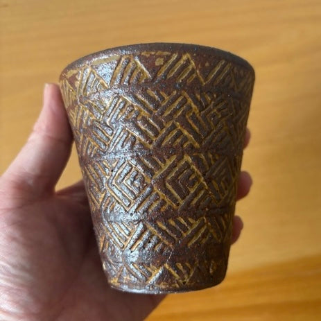 〈羅以音窯〉アフリカ彫刻・フリーカップE