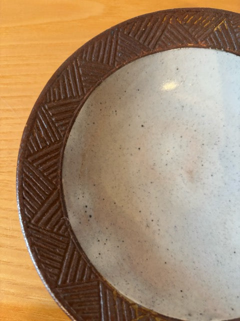 〈羅以音窯〉アフリカ彫刻帽子浅鉢(小)