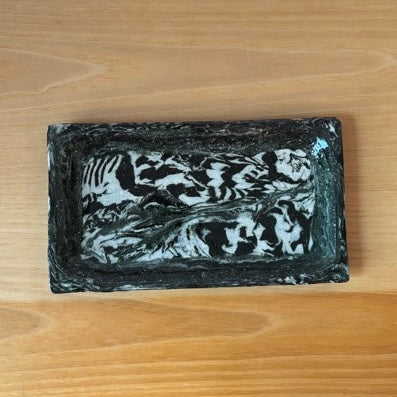 河井達之　長方形皿　練り上げのうつわ
